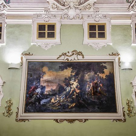 Tivoli Palazzo Gaddi Firenze Hotel Exterior foto The painting in the Palazzo Pitti