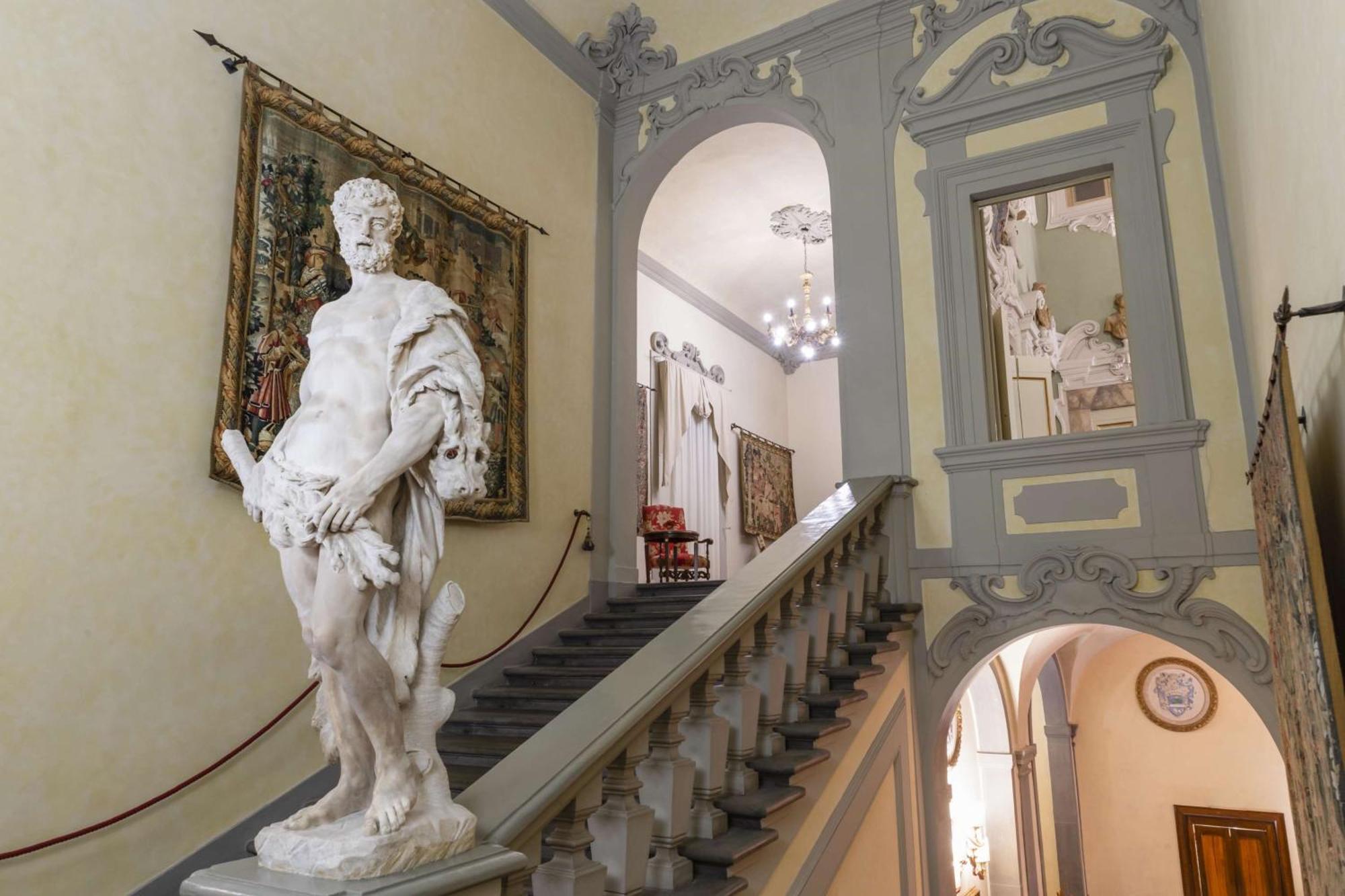 Tivoli Palazzo Gaddi Firenze Hotel Exterior foto The staircase