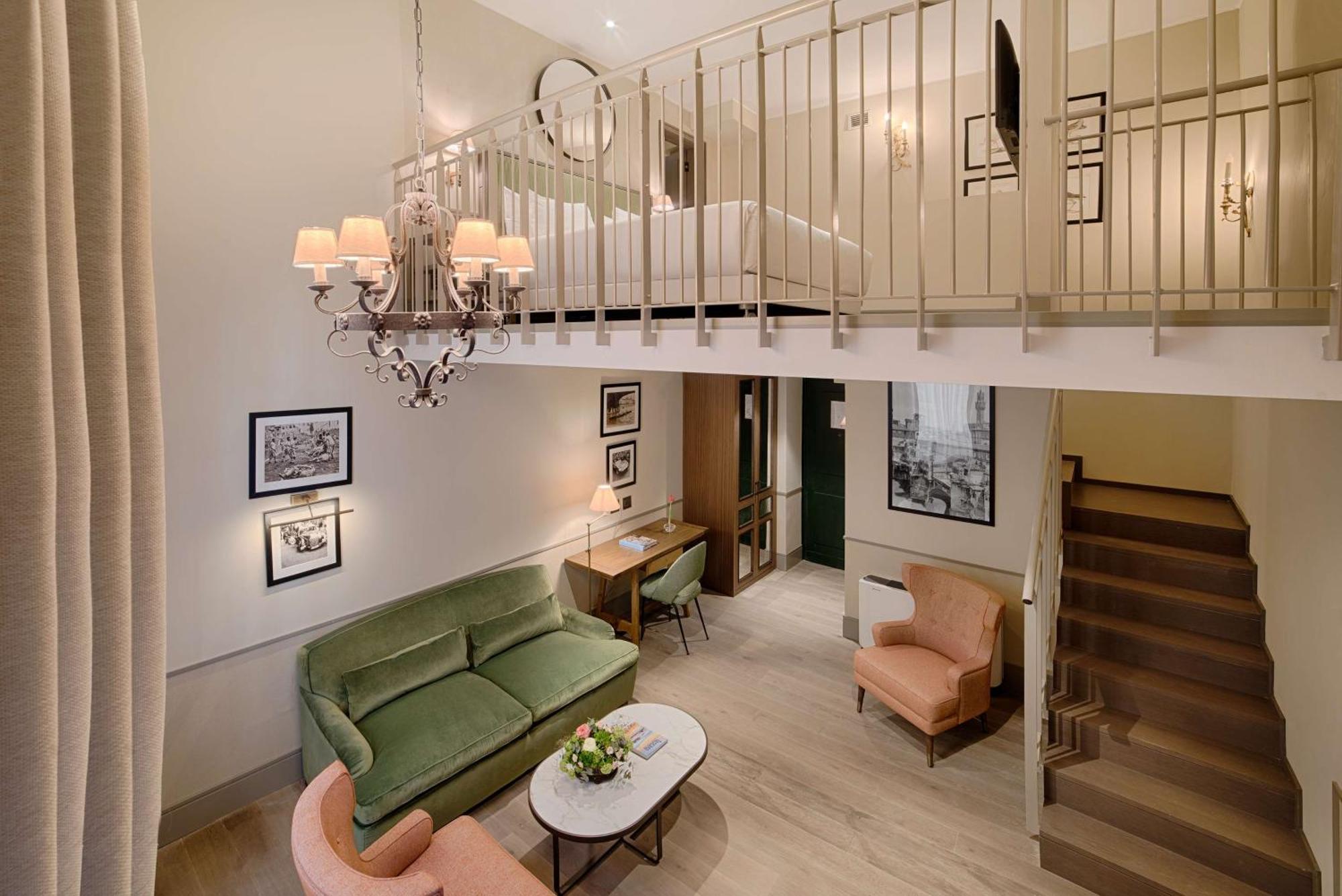 Tivoli Palazzo Gaddi Firenze Hotel Exterior foto The interior of a suite at The Ivy Collection